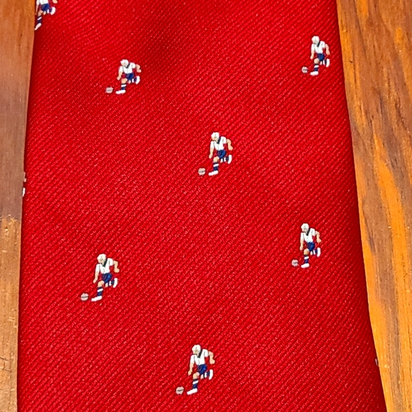 Vintage Excello Cravats Red Collegiate Style Tie Rugby Soccer Football Sport - Picture 3 of 3